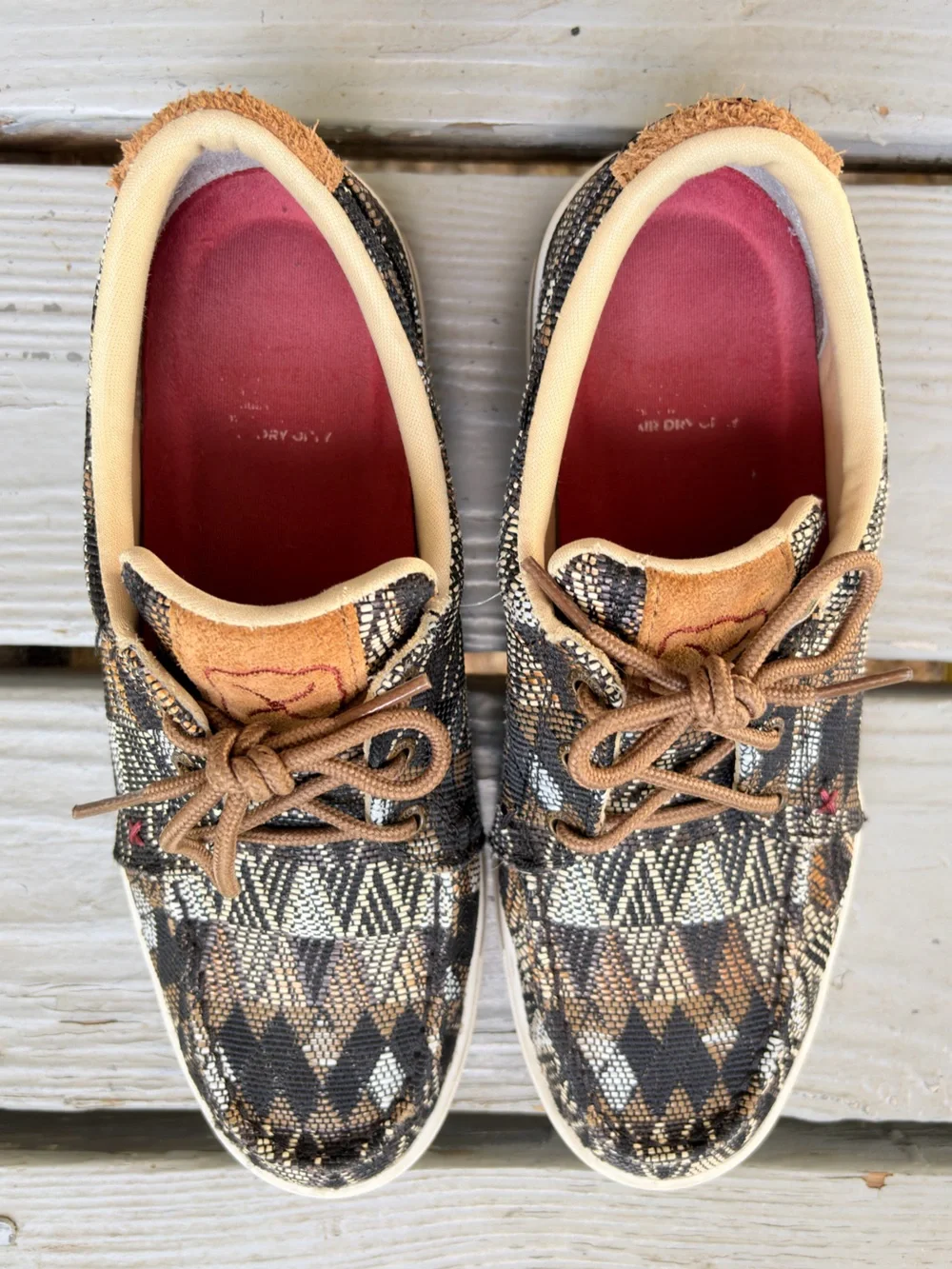 TWISTED X Black Tan Lace Up Kicks Loafer Handcrafted Comfort Rubber Sole Size 8